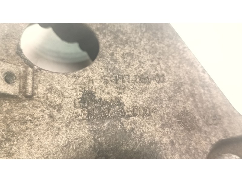 Recambio de soporte motor izquierdo superior para bmw x1 (e84) sdrive 18 d referencia OEM IAM 22116777061-02  