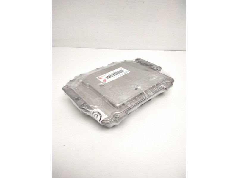 Recambio de centralita motor uce para citroën c3 hdi 92 exclusive referencia OEM IAM 0281011804 9660942380 EDC16C34