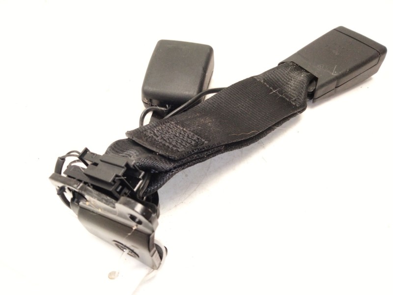 Recambio de enganche cinturon trasero central para mercedes-benz gla (h247) gla 200 (247.787) referencia OEM IAM A2478600669  