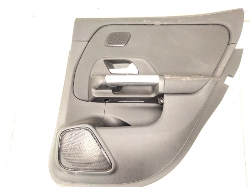 Recambio de guarnecido puerta trasera derecha para mercedes-benz gla (h247) gla 200 (247.787) referencia OEM IAM A2477303401  