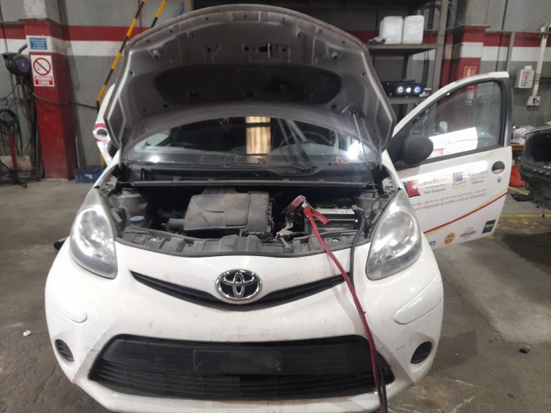 toyota aygo (_b1_) del año 2012