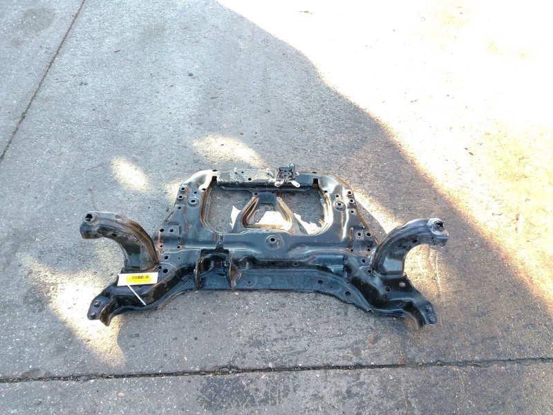 Recambio de subchasis para mercedes-benz gla (h247) gla 200 (247.787) referencia OEM IAM A1776207101  