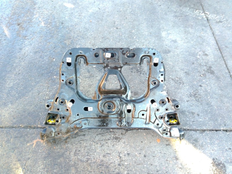 Recambio de subchasis para mercedes-benz gla (h247) gla 200 (247.787) referencia OEM IAM A1776207101  