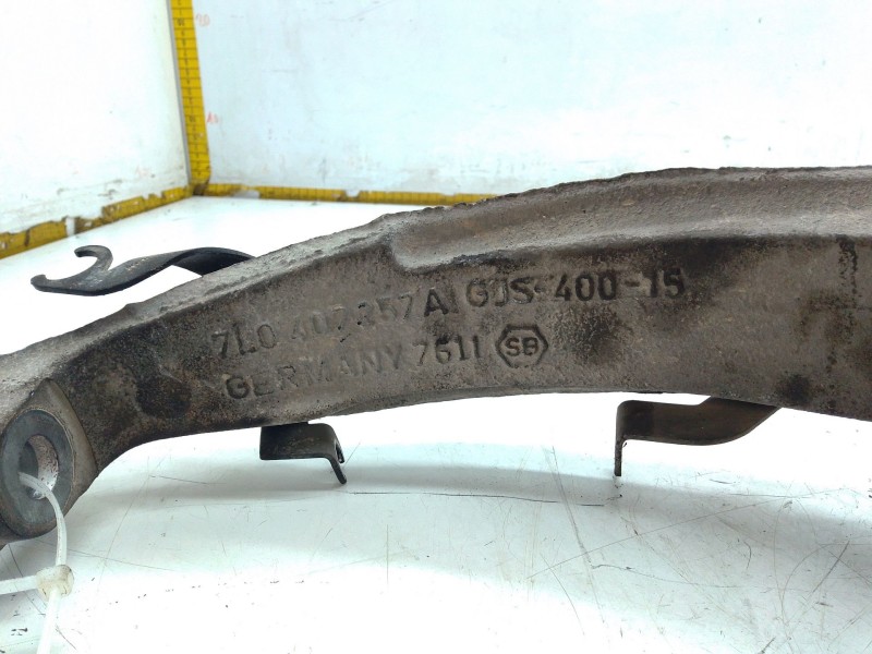 Recambio de mangueta delantera izquierda para audi q7 (4lb) 3.0 tdi quattro referencia OEM IAM 7L0407257A  