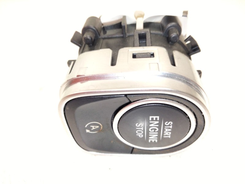 Recambio de pulsador arranque para mercedes-benz gla (h247) gla 200 (247.787) referencia OEM IAM A1779051001  