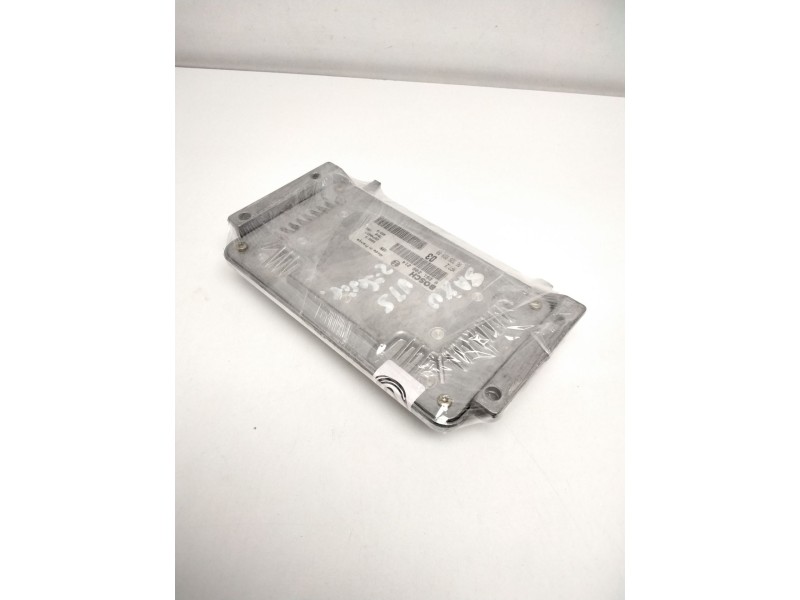 Recambio de centralita motor uce para citroën saxo 1.6 referencia OEM IAM 0261206214 9632693880 26FM0657