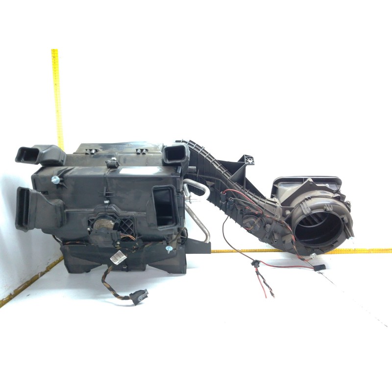 Recambio de calefaccion entera normal para volkswagen crafter 30-50 furgoneta (2e_) 2.0 tdi referencia OEM IAM    Recambio de calefaccion entera normal para volkswagen crafter 30-50 furgoneta (2e_) 2.0 tdi referencia OEM IAM