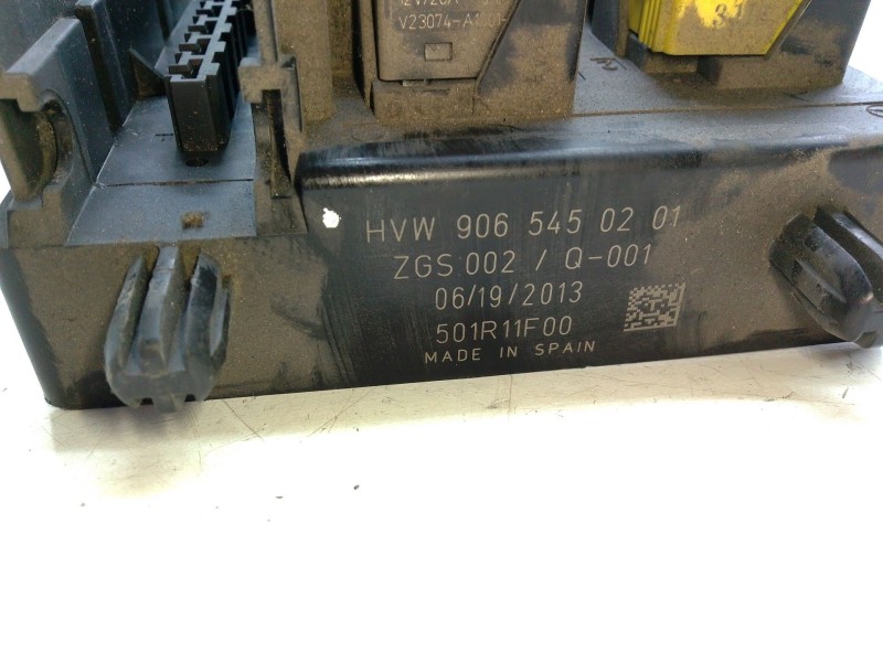 Recambio de caja fusibles para volkswagen crafter 30-50 furgoneta (2e_) 2.0 tdi referencia OEM IAM 9065450201  