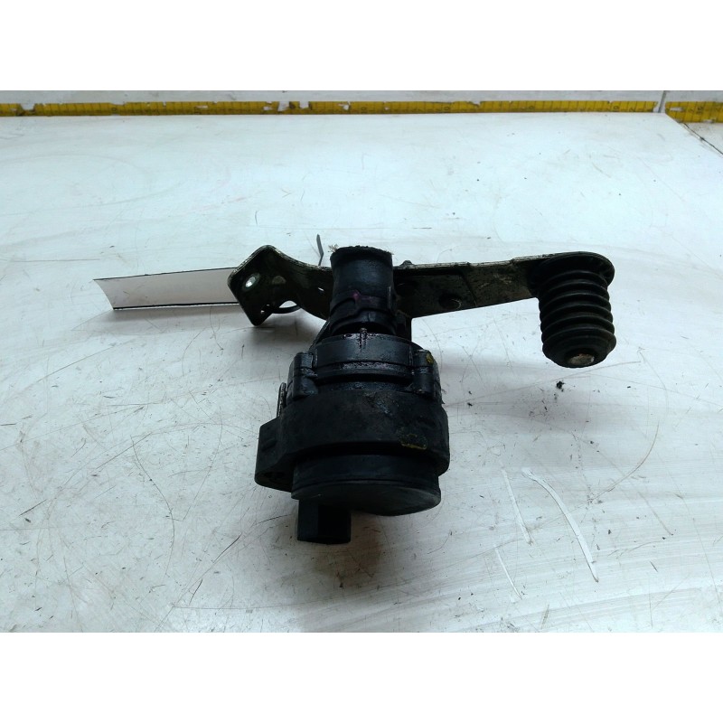 Recambio de motor electrico de agua para volkswagen crafter 30-50 furgoneta (2e_) 2.0 tdi referencia OEM IAM A20118350028   Recambio de motor electrico de agua para volkswagen crafter 30-50 furgoneta (2e_) 2.0 tdi referencia OEM IAM A20118350028