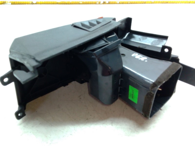 Recambio de aireador derecho para volkswagen crafter 30-50 furgoneta (2e_) 2.0 tdi referencia OEM IAM A9068300554  