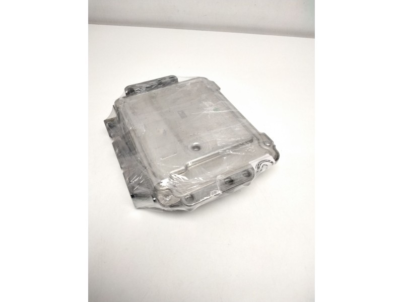 Recambio de centralita motor uce para citroën c5 berlina sx (e) referencia OEM IAM 0281011561 9656974780 EDC16C34