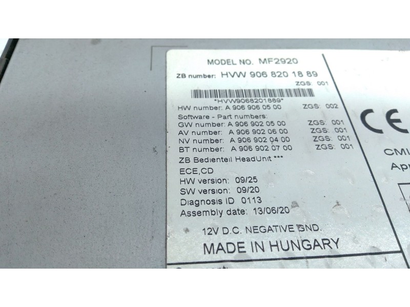 Recambio de sistema audio / radio cd para volkswagen crafter 30-50 furgoneta (2e_) 2.0 tdi referencia OEM IAM 9068201889  