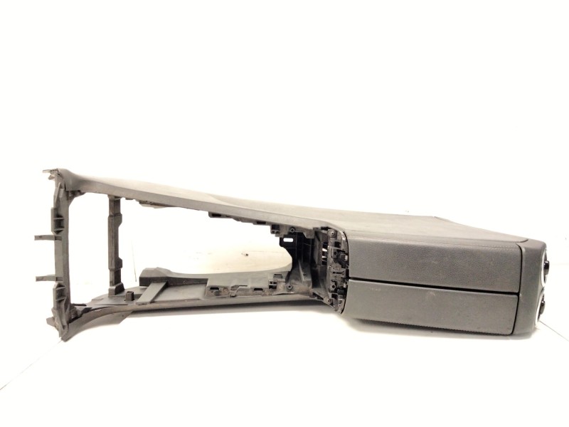 Recambio de consola central para mercedes-benz gla (h247) gla 200 (247.787) referencia OEM IAM A2476831801  