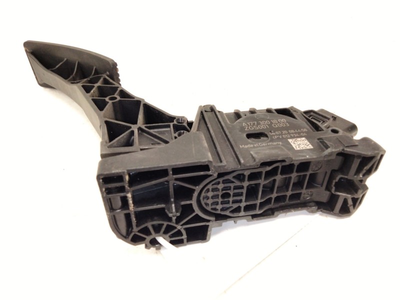 Recambio de pedal acelerador para mercedes-benz gla (h247) gla 200 (247.787) referencia OEM IAM A1773001800  