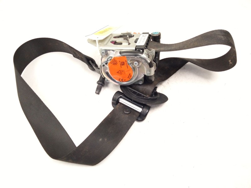Recambio de cinturon seguridad delantero derecho para mercedes-benz gla (h247) gla 200 (247.787) referencia OEM IAM 2478604201  
