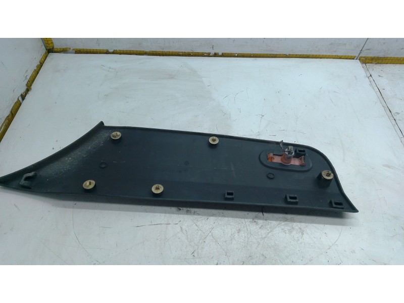 Recambio de moldura trasera izquierda para volkswagen crafter 30-50 furgoneta (2e_) 2.0 tdi referencia OEM IAM A9066902782  