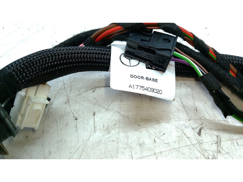 Recambio de instalacion electrica puerta delantera derecha para mercedes-benz gla (h247) gla 200 (247.787) referencia OEM IAM A1