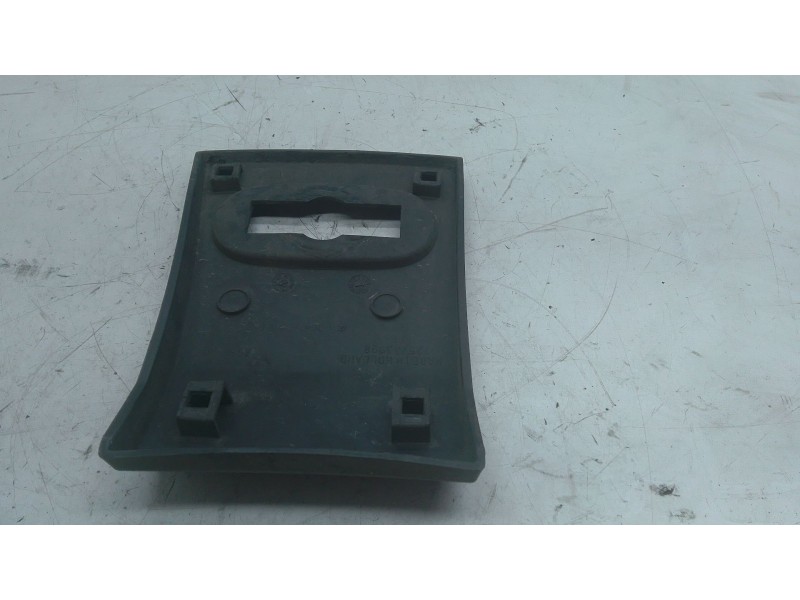 Recambio de moldura trasera izquierda para volkswagen crafter 30-50 furgoneta (2e_) 2.0 tdi referencia OEM IAM 9066901182  