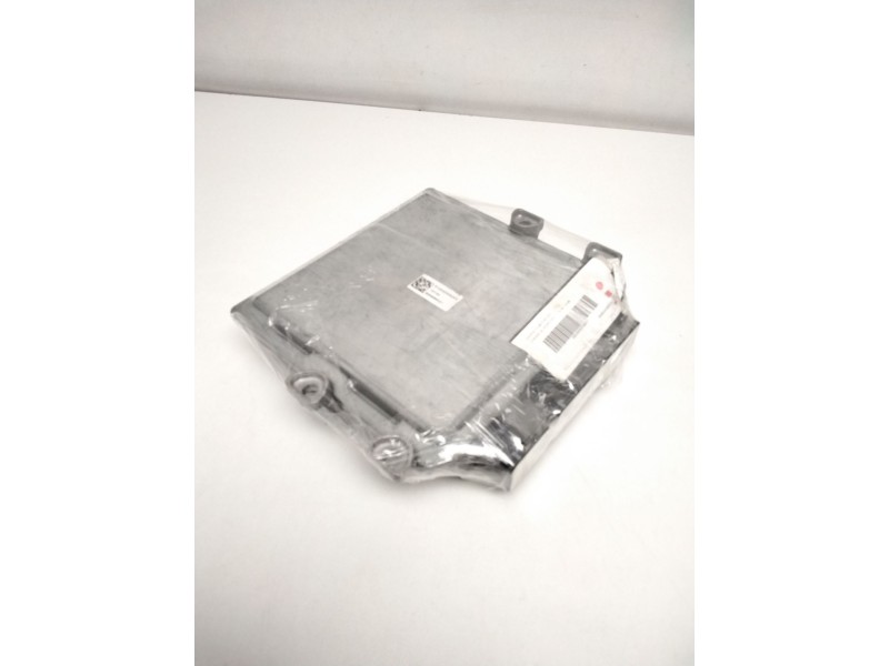 Recambio de centralita motor uce para citroën c4 coupe vts referencia OEM IAM 5WS40277GT 9660497480 9655534080