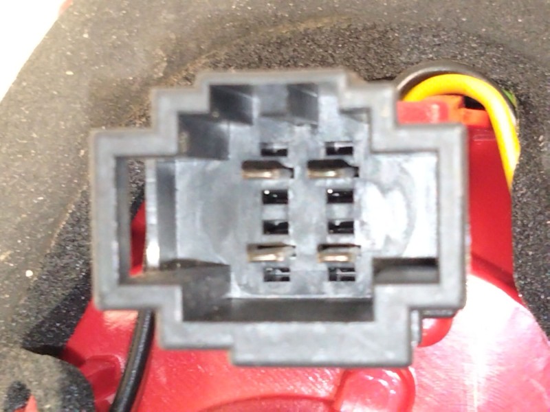 Recambio de piloto trasero derecho para audi q7 (4lb) 3.0 tdi quattro referencia OEM IAM 4L0945094  