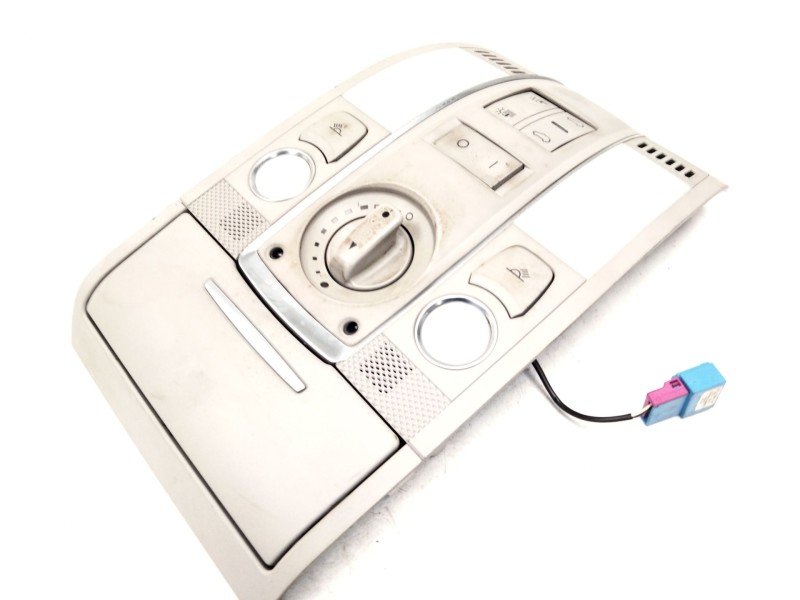 Recambio de luz interior para audi q7 (4lb) 3.0 tdi quattro referencia OEM IAM 4L0947135Q  