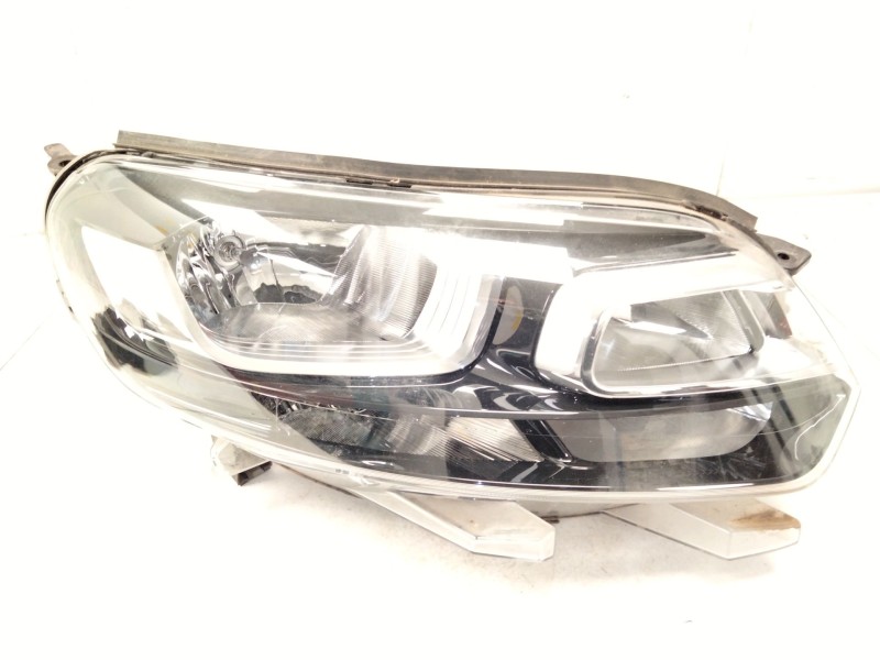 Recambio de faro derecho para opel vivaro c furgoneta (k0) 1.5 referencia OEM IAM   