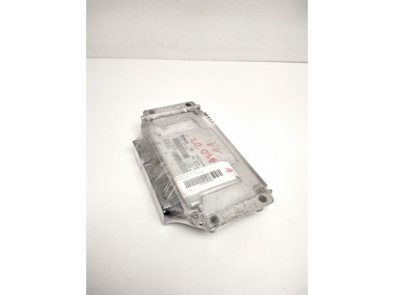 Recambio de centralita motor uce para citroën saxo 1.1 referencia OEM IAM 0261206246 9648484380 26FM1018