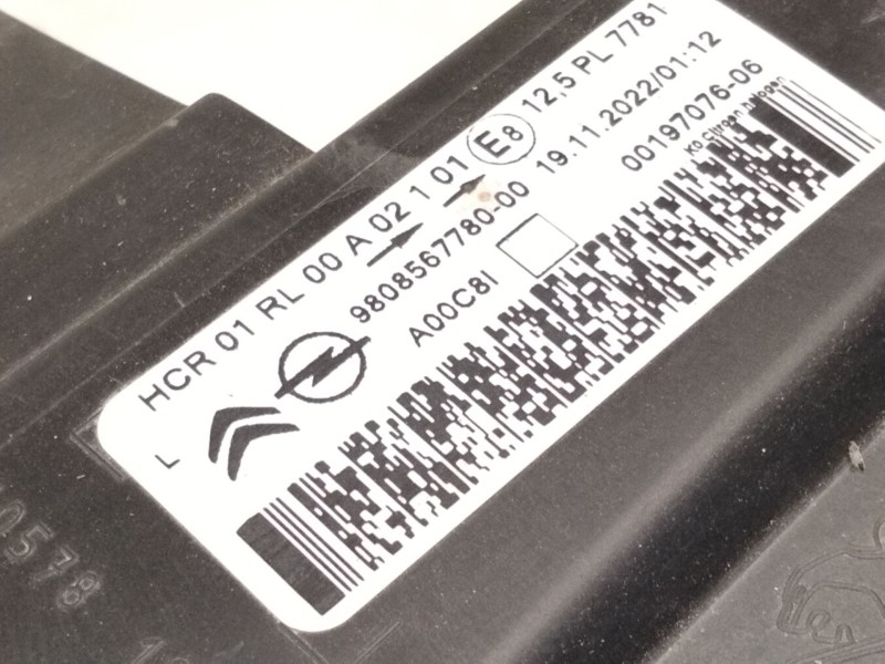 Recambio de faro izquierdo para opel vivaro c furgoneta (k0) 1.5 referencia OEM IAM 9808567780  