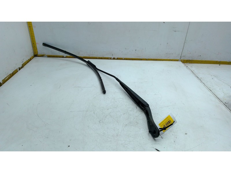 Recambio de brazo limpia delantero izquierdo para opel vivaro c furgoneta (k0) 1.5 referencia OEM IAM   