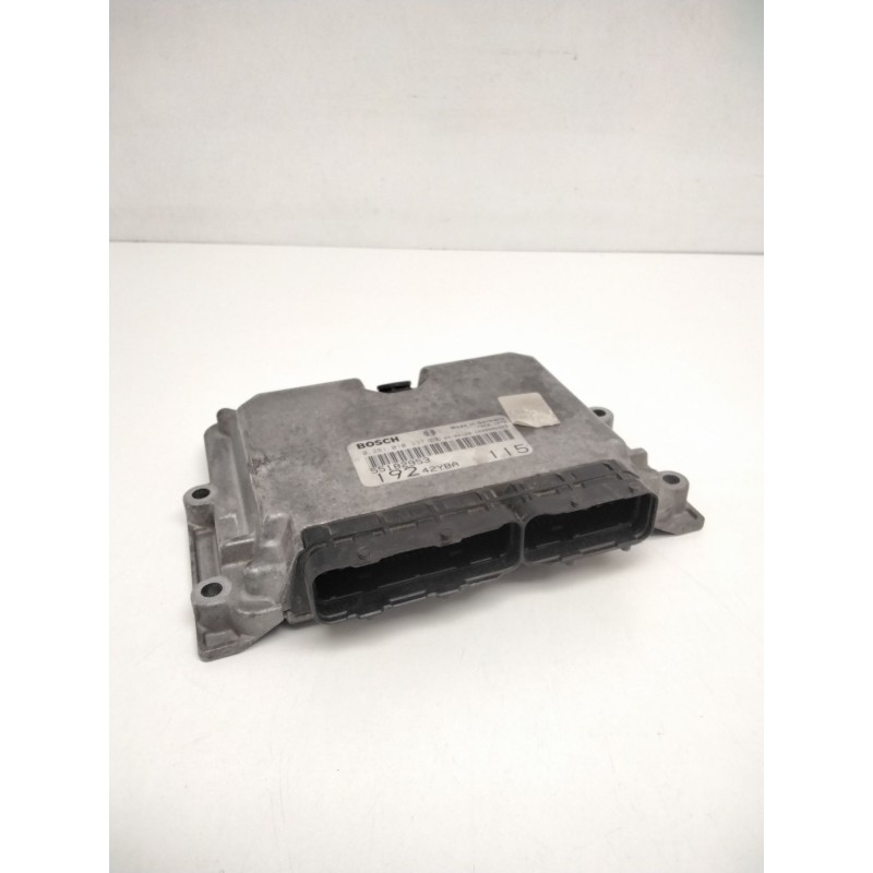 Recambio de centralita motor uce para fiat stilo (192) 1.9 jtd 115 referencia OEM IAM 0281010337 55182953 19242YBA