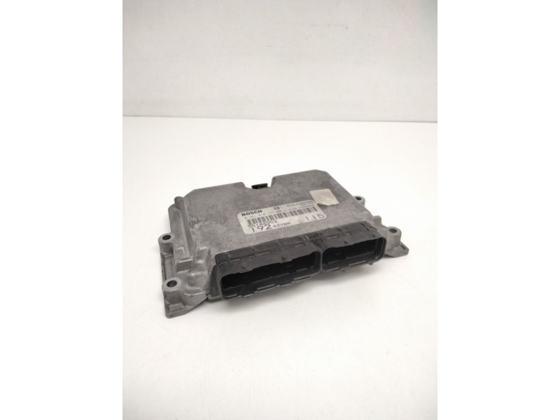 Recambio de centralita motor uce para fiat stilo (192) 1.9 jtd 115 referencia OEM IAM 0281010337 55182953 19242YBA