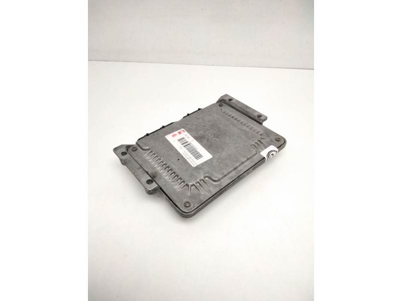 Recambio de centralita motor uce para fiat stilo (192) 1.9 jtd 115 referencia OEM IAM 0281010337 55182953 19242YBA