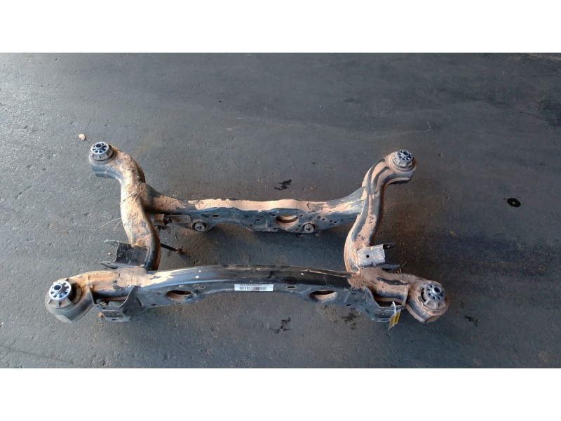 Recambio de subchasis trasero para mercedes-benz gla (h247) gla 200 (247.787) referencia OEM IAM A2463510101  