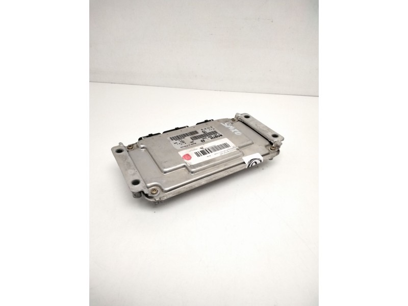 Recambio de centralita motor uce para citroën saxo 1.1 referencia OEM IAM 0261206246 9637838780 26FM1013