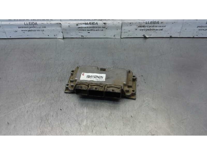 Recambio de centralita motor uce para citroën saxo 1.5 d sx referencia OEM IAM 0281001839 9630059880 28FM0279