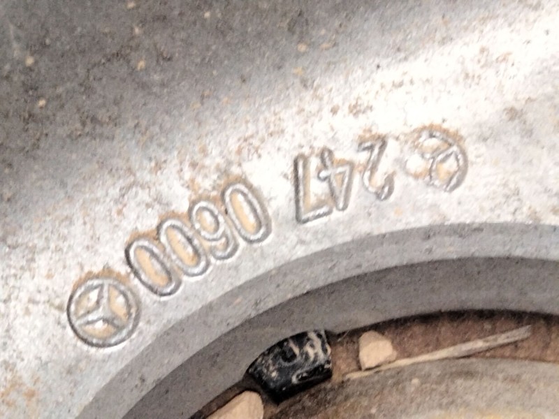 Recambio de mangueta trasera derecha para mercedes-benz gla (h247) gla 200 (247.787) referencia OEM IAM 2470600  