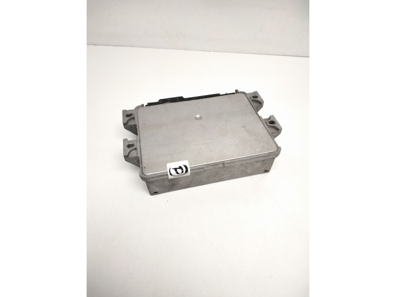 Recambio de centralita motor uce para renault clio i fase i+ii (b/c57) 1.4 referencia OEM IAM IAW6R30 7700860324 16231014