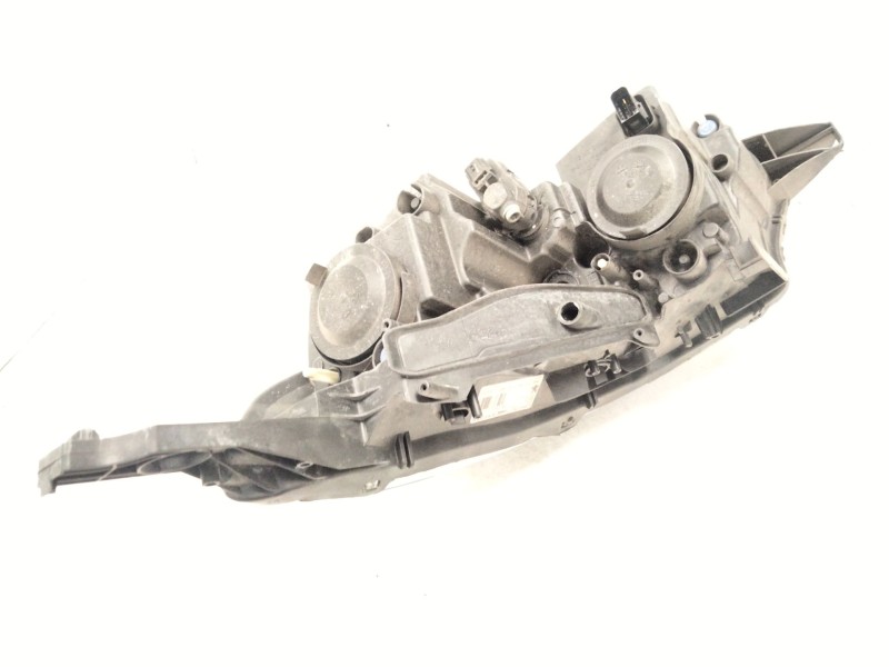Recambio de faro derecho para peugeot 2008 i (cu_) 1.6 bluehdi 120 referencia OEM IAM 1685353480  