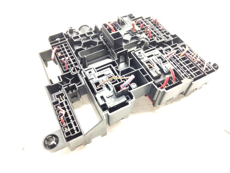 Recambio de caja fusibles para mercedes-benz gla (h247) gla 200 (247.787) referencia OEM IAM A1779061302  