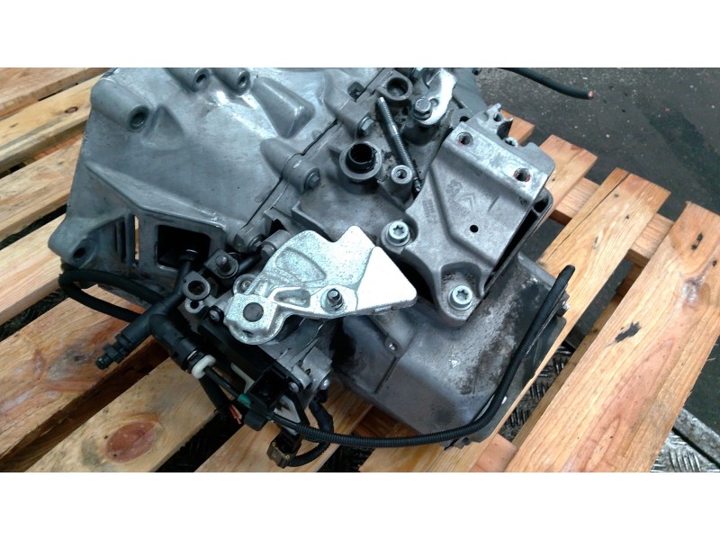 Recambio de caja cambios para peugeot 2008 i (cu_) 1.6 bluehdi 120 referencia OEM IAM 9801309210  