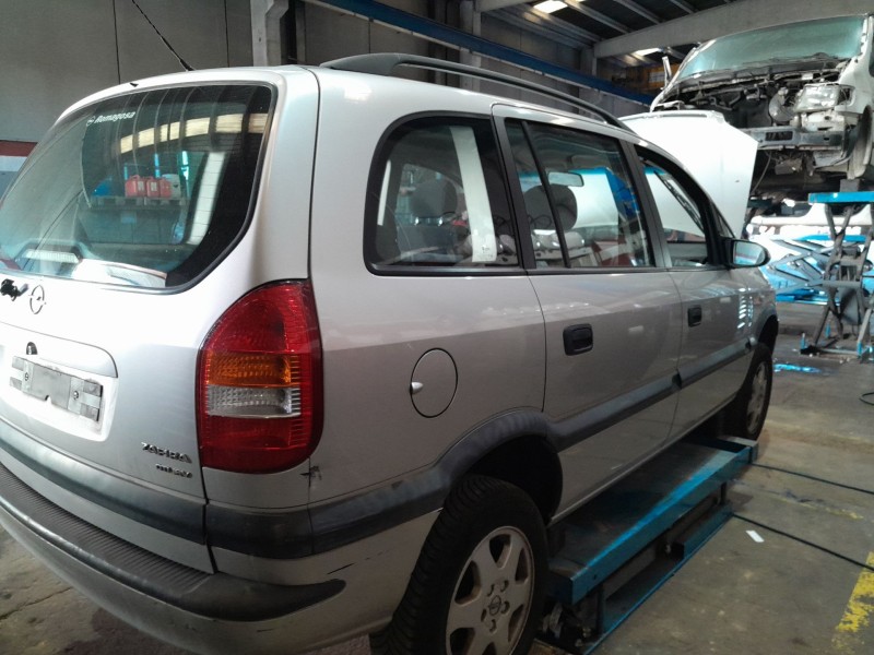 opel zafira a monospace (t98) del año 2001