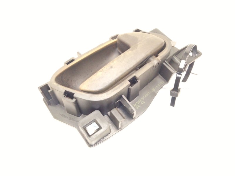 Recambio de maneta interior delantera derecha para opel vivaro c furgoneta (k0) 1.5 referencia OEM IAM 96555514XT  