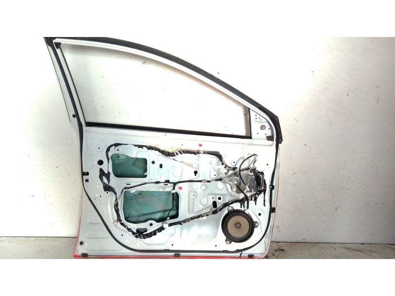 Recambio de puerta delantera izquierda para toyota auris (_e18_) 1.3 (nre180_) referencia OEM IAM   