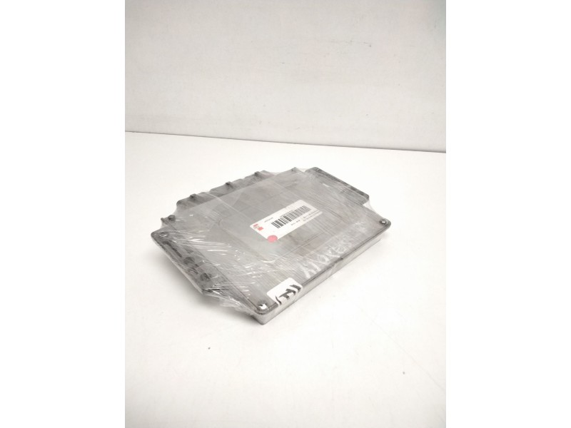 Recambio de centralita motor uce para citroën saxo 1.4 sx referencia OEM IAM 9646988980 9646184980 216474349