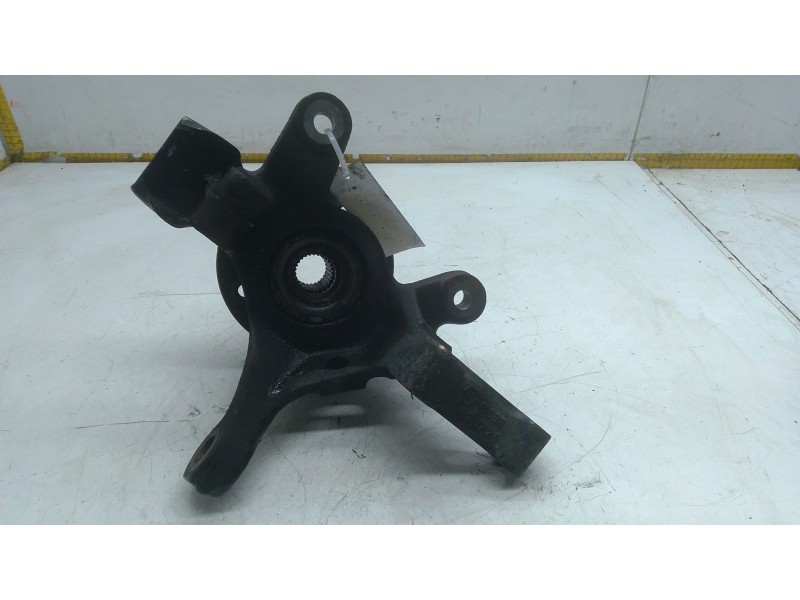 Recambio de mangueta delantera derecha para mercedes-benz vito furgoneta (w638) 112 cdi 2.2 (638.094) referencia OEM IAM   