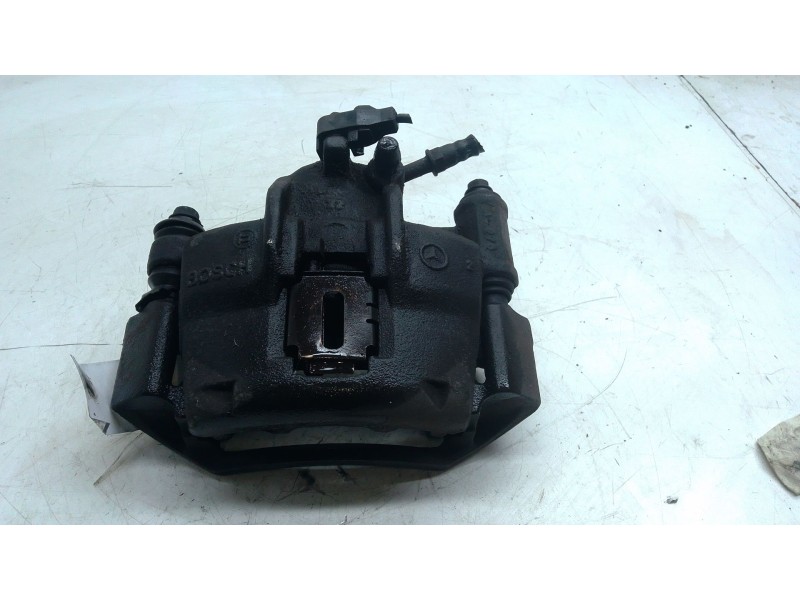 Recambio de pinza freno delantera izquierda para mercedes-benz vito furgoneta (w638) 112 cdi 2.2 (638.094) referencia OEM IAM   