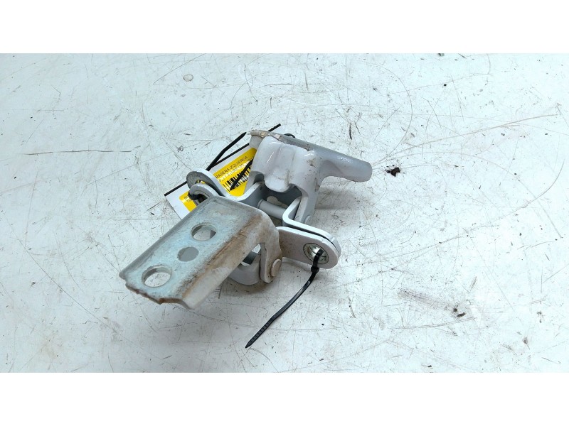 Recambio de bisagra puerta trasera izquierda para toyota auris (_e18_) 1.3 (nre180_) referencia OEM IAM   