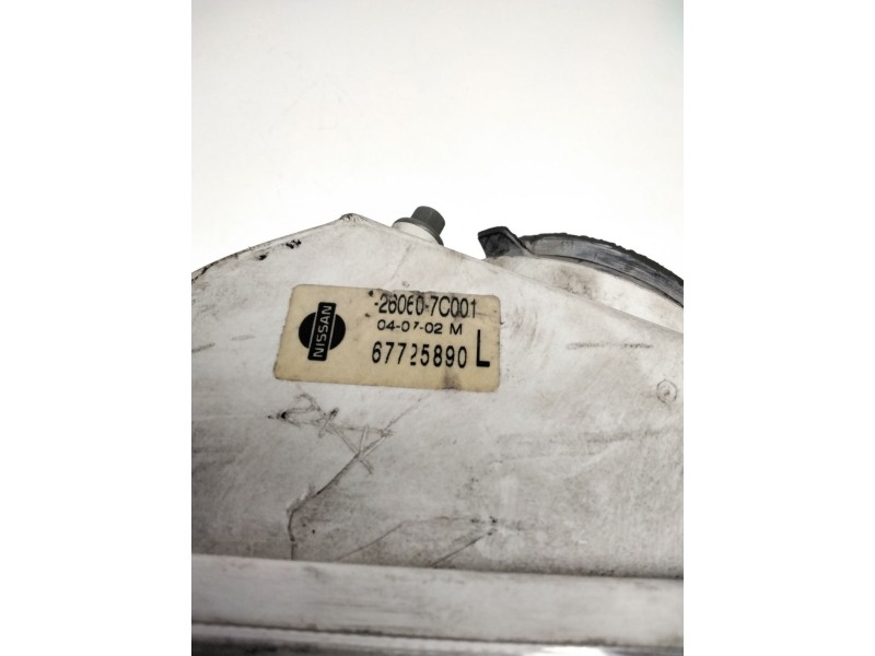 Recambio de faro izquierdo para » otros... premium 370 26 g 6x2 referencia OEM IAM 260607C001 NISSAN 67725890