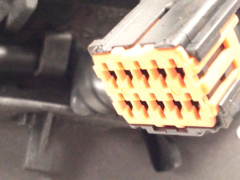 Recambio de retrovisor izquierdo para opel vivaro c furgoneta (k0) 1.5 referencia OEM IAM 98155884XT  