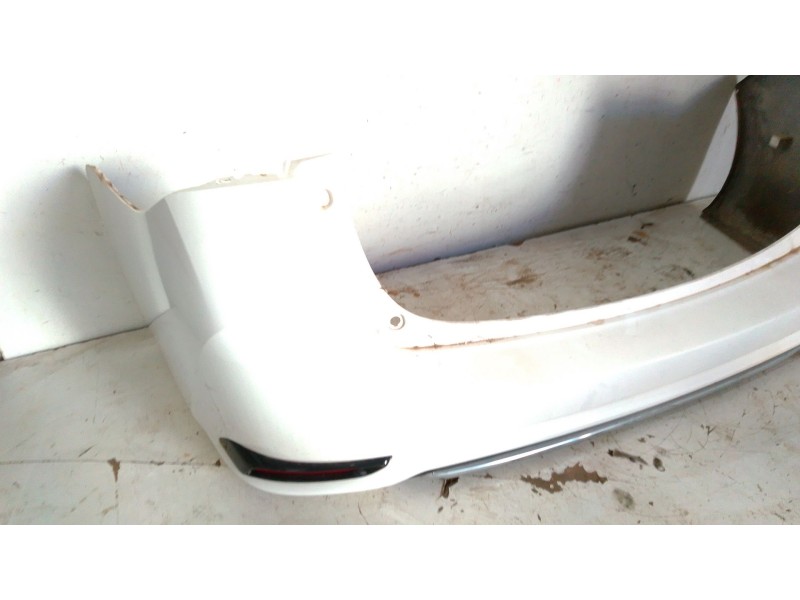 Recambio de paragolpes trasero para toyota auris (_e18_) 1.3 (nre180_) referencia OEM IAM   